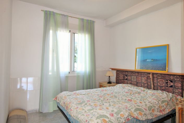 Image No.33-3 Bed Townhouse for sale