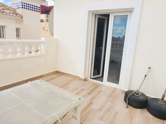 Image No.18-4 Bed Villa for sale