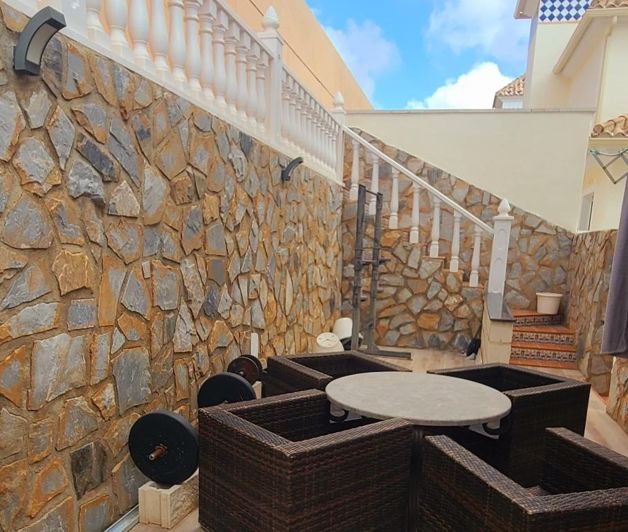 Image No.20-4 Bed Villa for sale