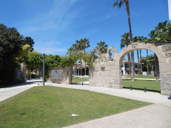 Image No.29-4 Bed Villa for sale