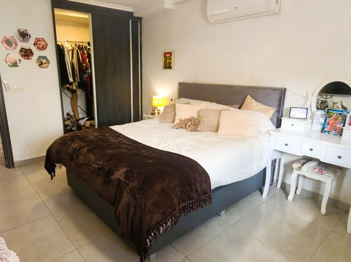 Image No.7-4 Bed Villa for sale