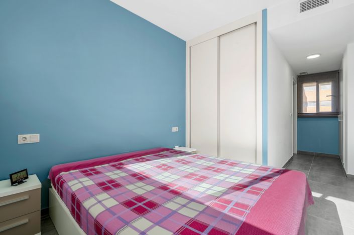 Image No.15-2 Bed Apartment for sale