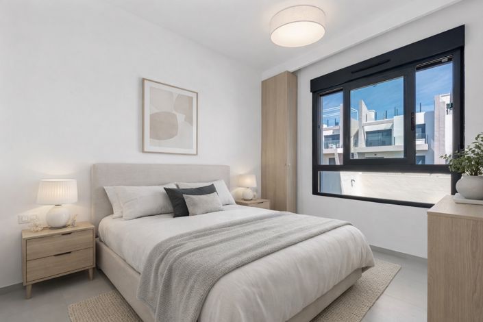 Image No.3-2 Bed Apartment for sale