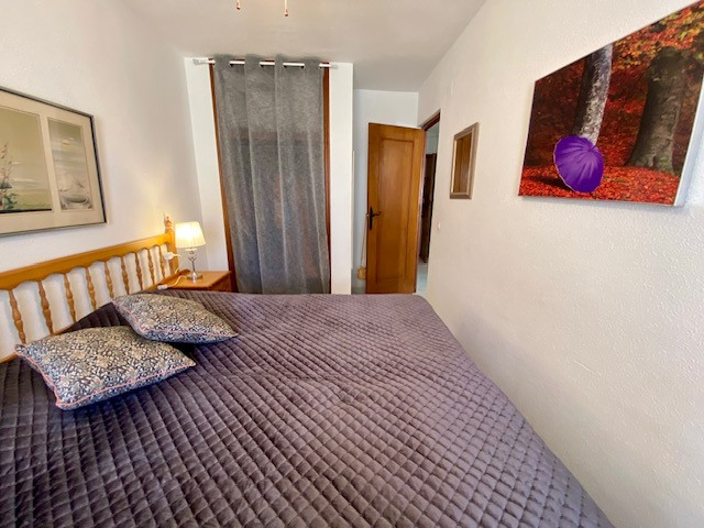 Image No.26-2 Bed Apartment for sale