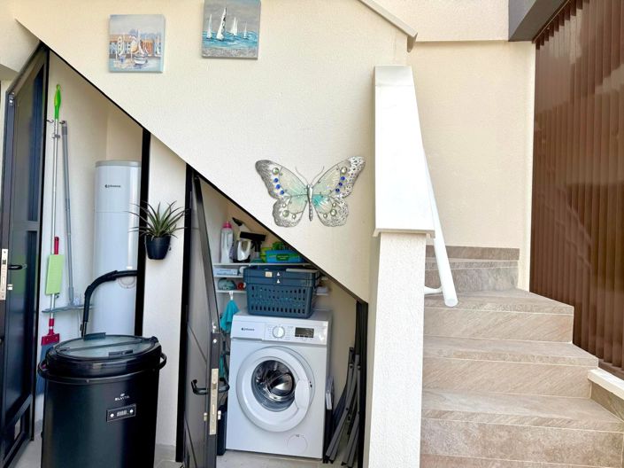 Image No.21-2 Bed Apartment for sale