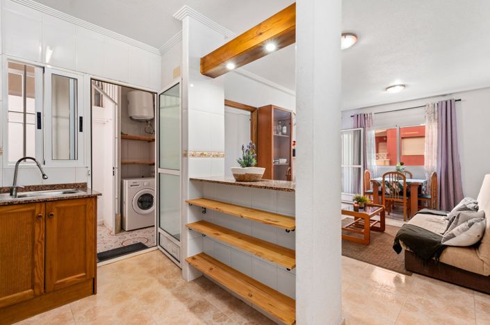 Image No.8-2 Bed Apartment for sale