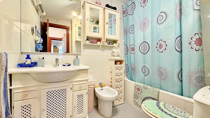 Image No.20-1 Bed Apartment for sale