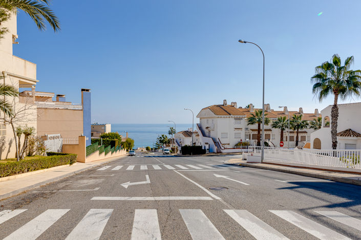 Image No.26-2 Bed Apartment for sale