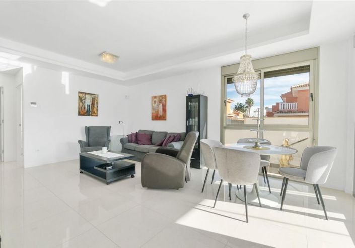 Image No.11-3 Bed Villa for sale