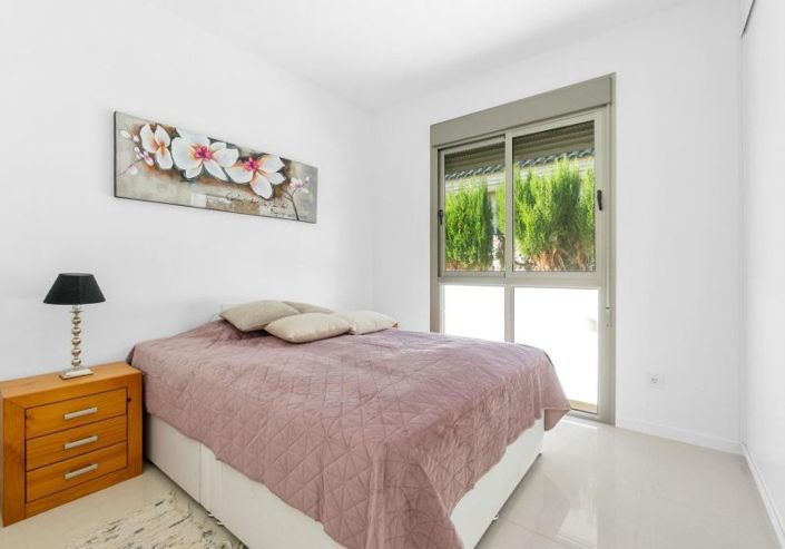 Image No.12-3 Bed Villa for sale