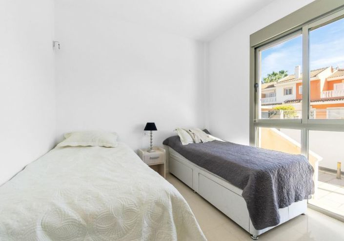 Image No.14-3 Bed Villa for sale