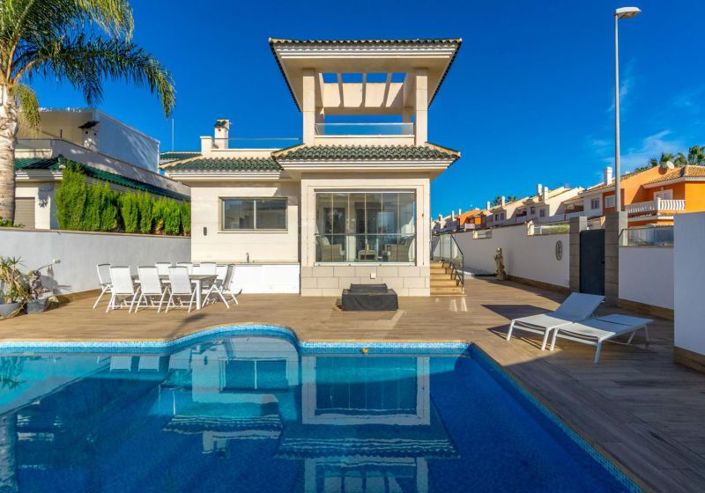 Image No.20-3 Bed Villa for sale