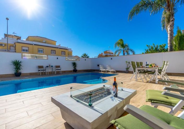 Image No.23-3 Bed Villa for sale