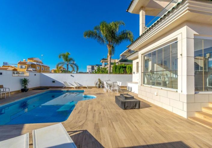 Image No.25-3 Bed Villa for sale