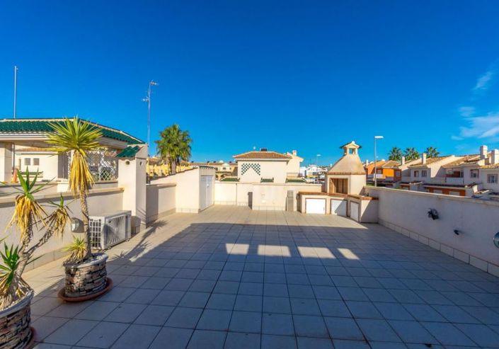 Image No.28-3 Bed Villa for sale