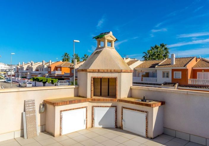 Image No.29-3 Bed Villa for sale