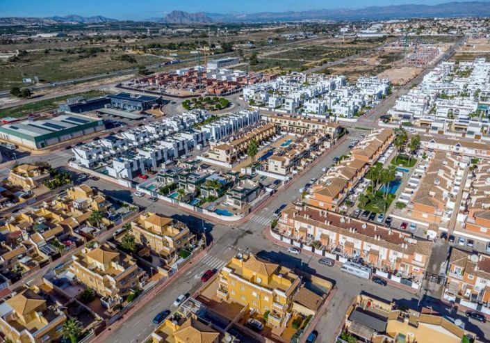 Image No.33-3 Bed Villa for sale