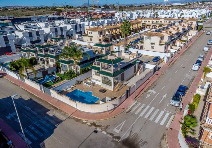 Image No.34-3 Bed Villa for sale