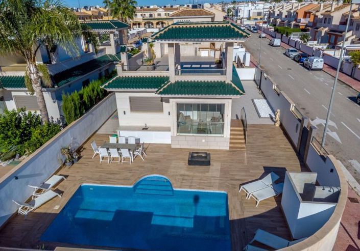 Image No.35-3 Bed Villa for sale