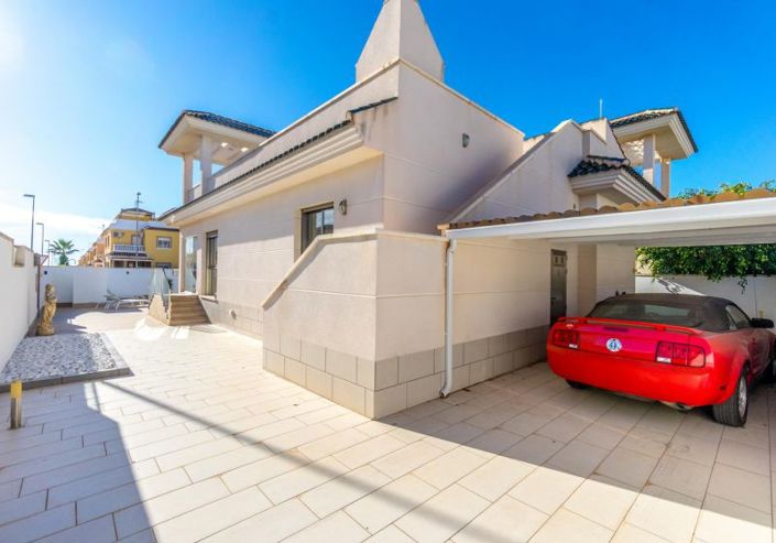 Image No.39-3 Bed Villa for sale