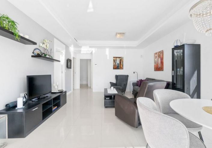 Image No.6-3 Bed Villa for sale