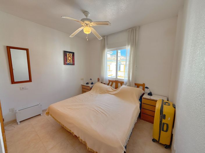 Image No.16-2 Bed Apartment for sale