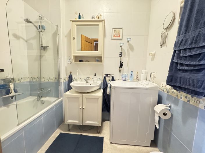 Image No.14-2 Bed Apartment for sale