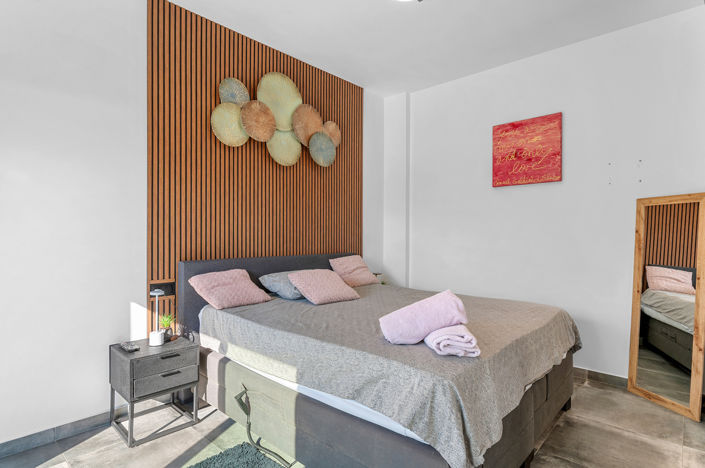 Image No.17-2 Bed Villa for sale