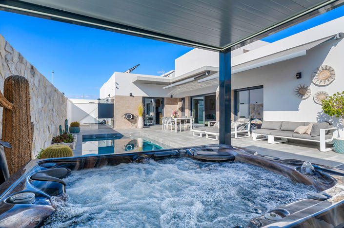 Image No.31-2 Bed Villa for sale