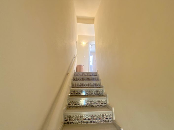 Image No.14-2 Bed Townhouse for sale