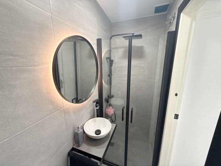 Image No.6-2 Bed Townhouse for sale