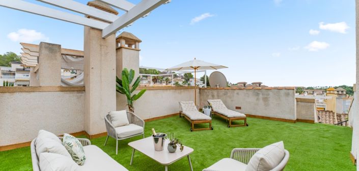 Image No.35-2 Bed Townhouse for sale