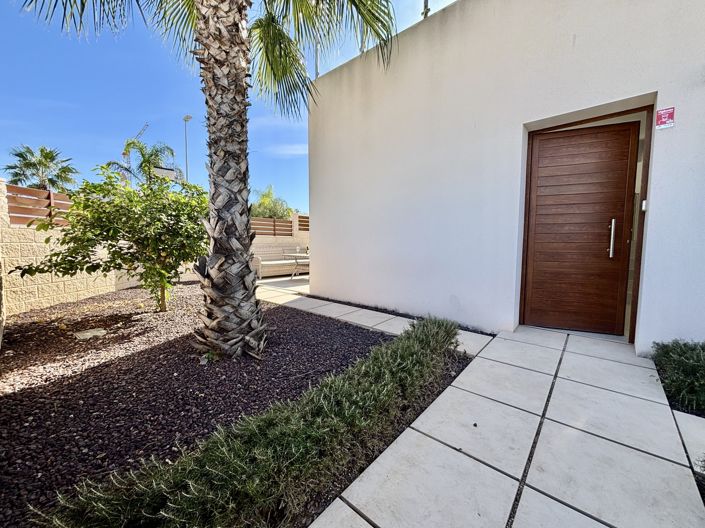 Image No.9-3 Bed Villa for sale