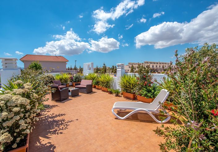 Image No.7-3 Bed Villa for sale