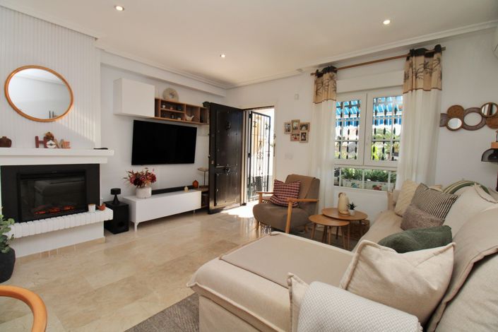 Image No.10-2 Bed Townhouse for sale