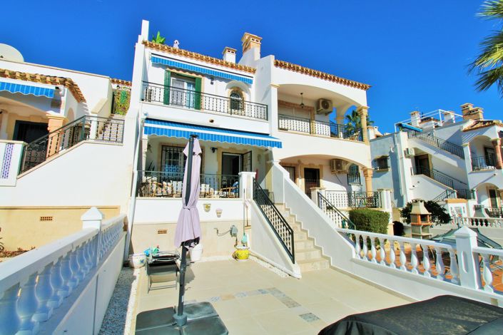 Image No.29-2 Bed Townhouse for sale