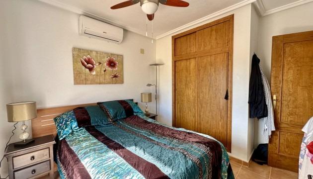 Image No.14-3 Bed Townhouse for sale