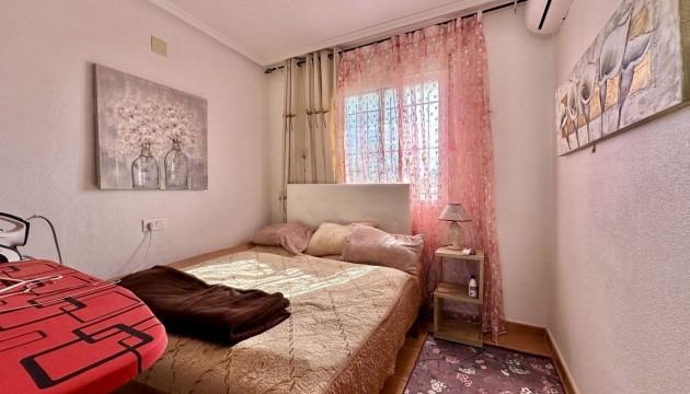 Image No.16-3 Bed Townhouse for sale