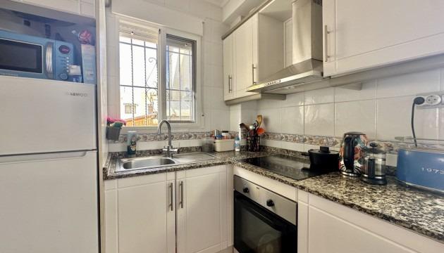 Image No.6-3 Bed Townhouse for sale