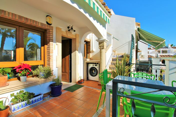 Image No.25-3 Bed Bungalow for sale