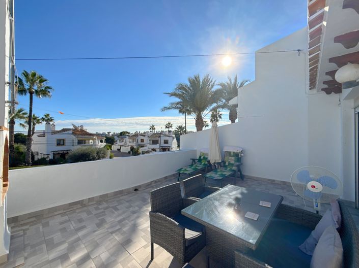 Image No.31-3 Bed Townhouse for sale