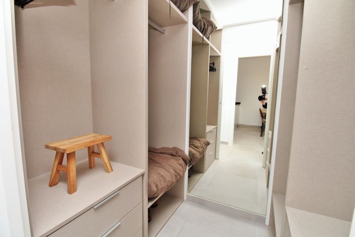 Image No.13-2 Bed Townhouse for sale