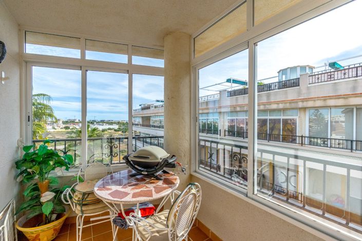 Image No.29-3 Bed Apartment for sale