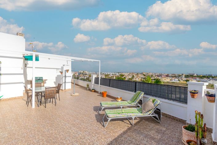 Image No.9-3 Bed Apartment for sale