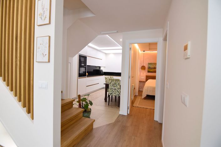 Image No.8-3 Bed Townhouse for sale