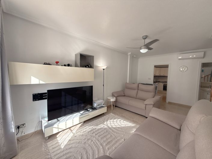 Image No.17-3 Bed Townhouse for sale