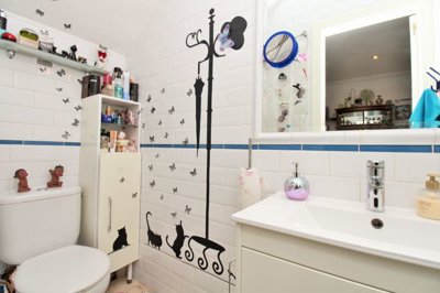 o1je70brmr9mc37lt11kf2cbm2f