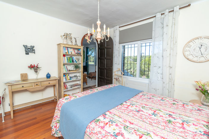 Image No.25-2 Bed Villa for sale