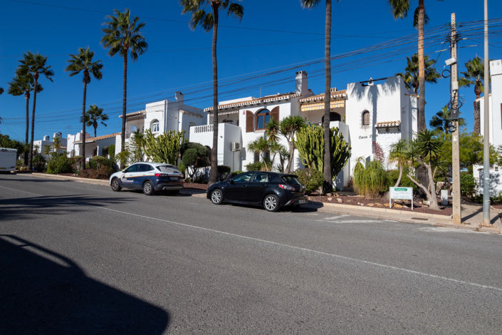 Image No.46-2 Bed Villa for sale