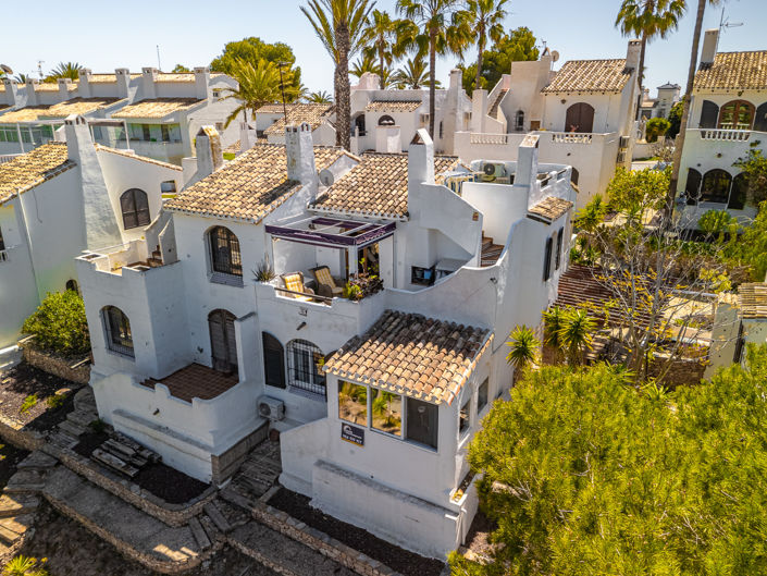 Image No.48-2 Bed Villa for sale